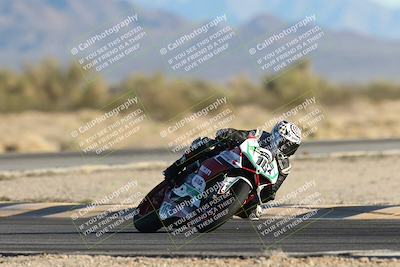 media/Dec-07-2025-CVMA (Sun) [[3e7d2de5dc]]/Race 16-Formula Middleweight/